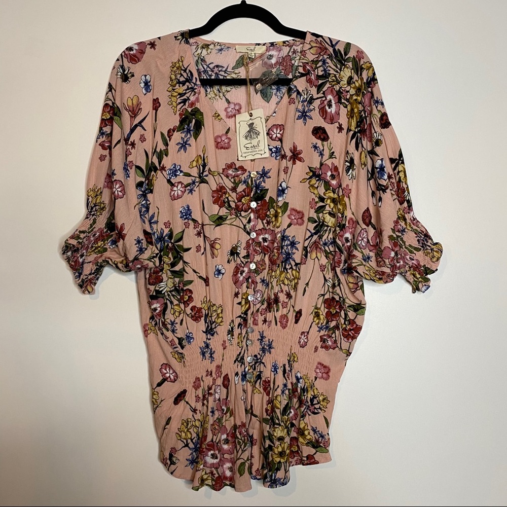 NWT Easel Button Up Floral Top